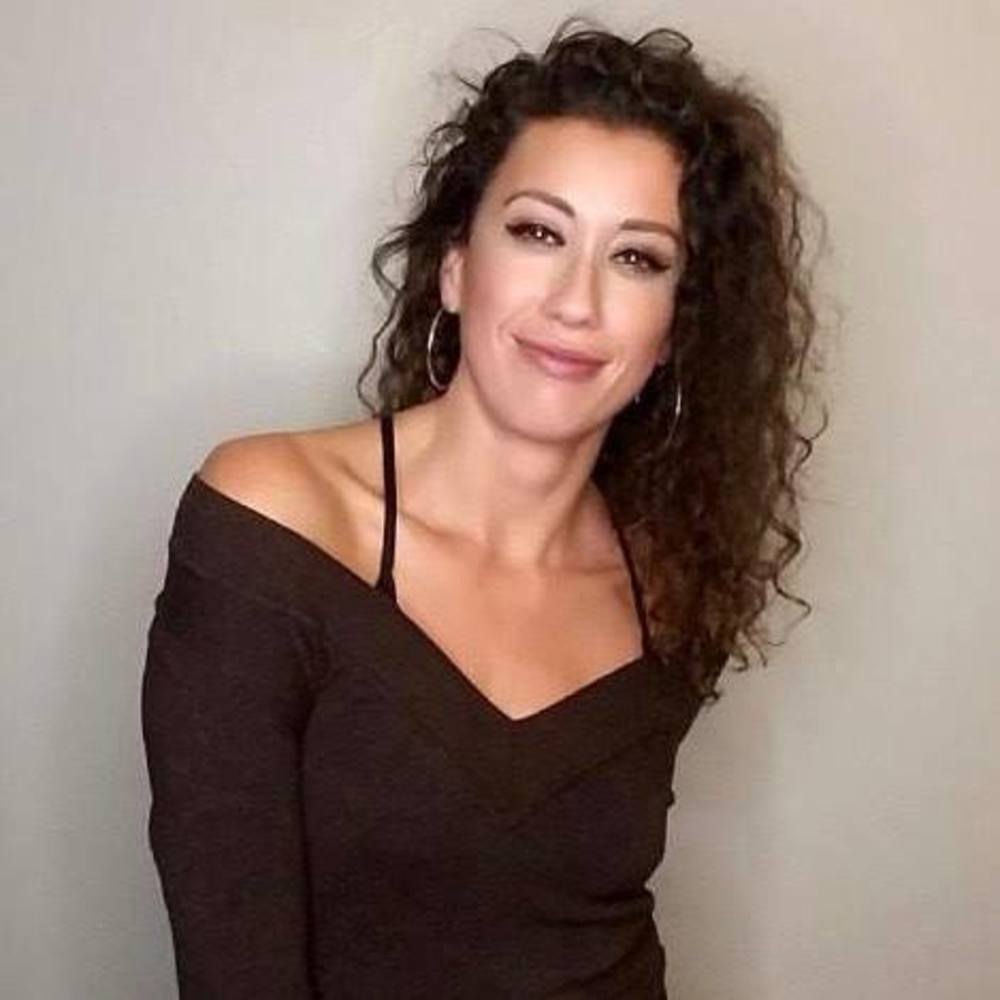 Meet your Posher, Manuela